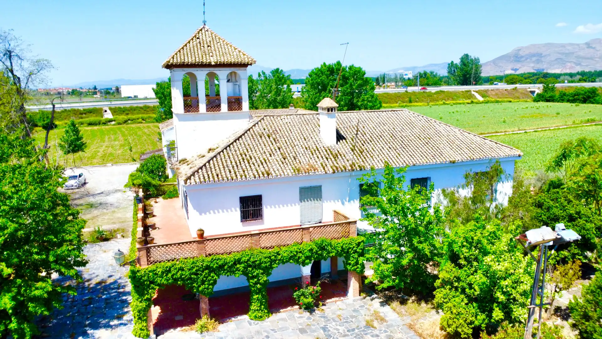 Vista exterior de Casa o chalet en venta en Granada con Jardín privado, Terraza y Trastero