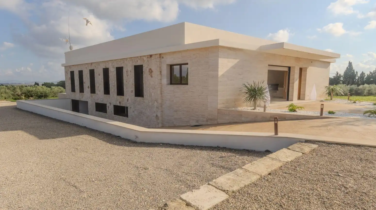 Vista exterior de Casa o xalet de lloguer en Muro amb Aire condicionat, Calefacció i Jardí privat