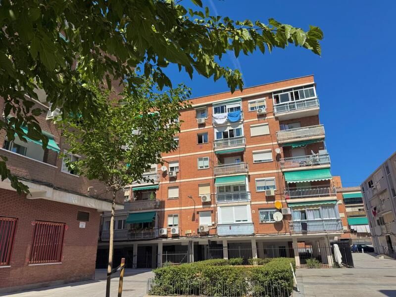 Exterior view of Flat for sale in Torrejón de Ardoz  with Heating and Terrace