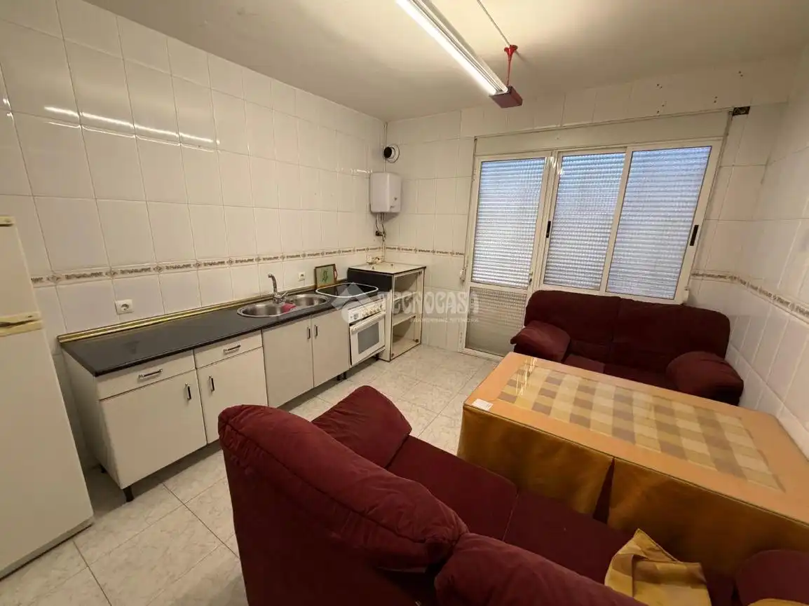 Kitchen of Buildings for sale in Badajoz