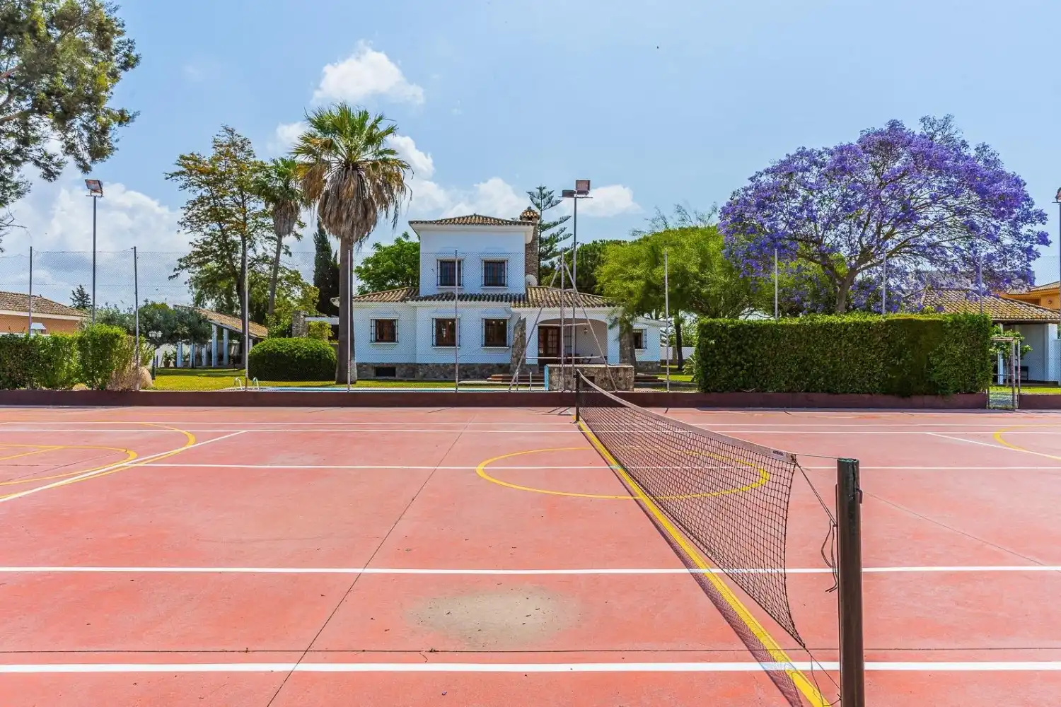 Exterior view of Houses for sale in Chiclana de la Frontera  with Air Conditioner, Private garden and Storage room