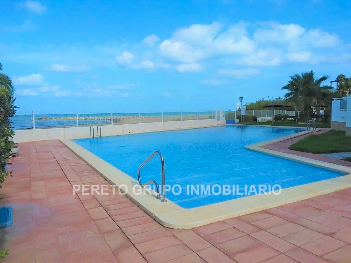 Piscina de Apartamento en venta en Dénia con Aire acondicionado, Calefacción y Jardín privado