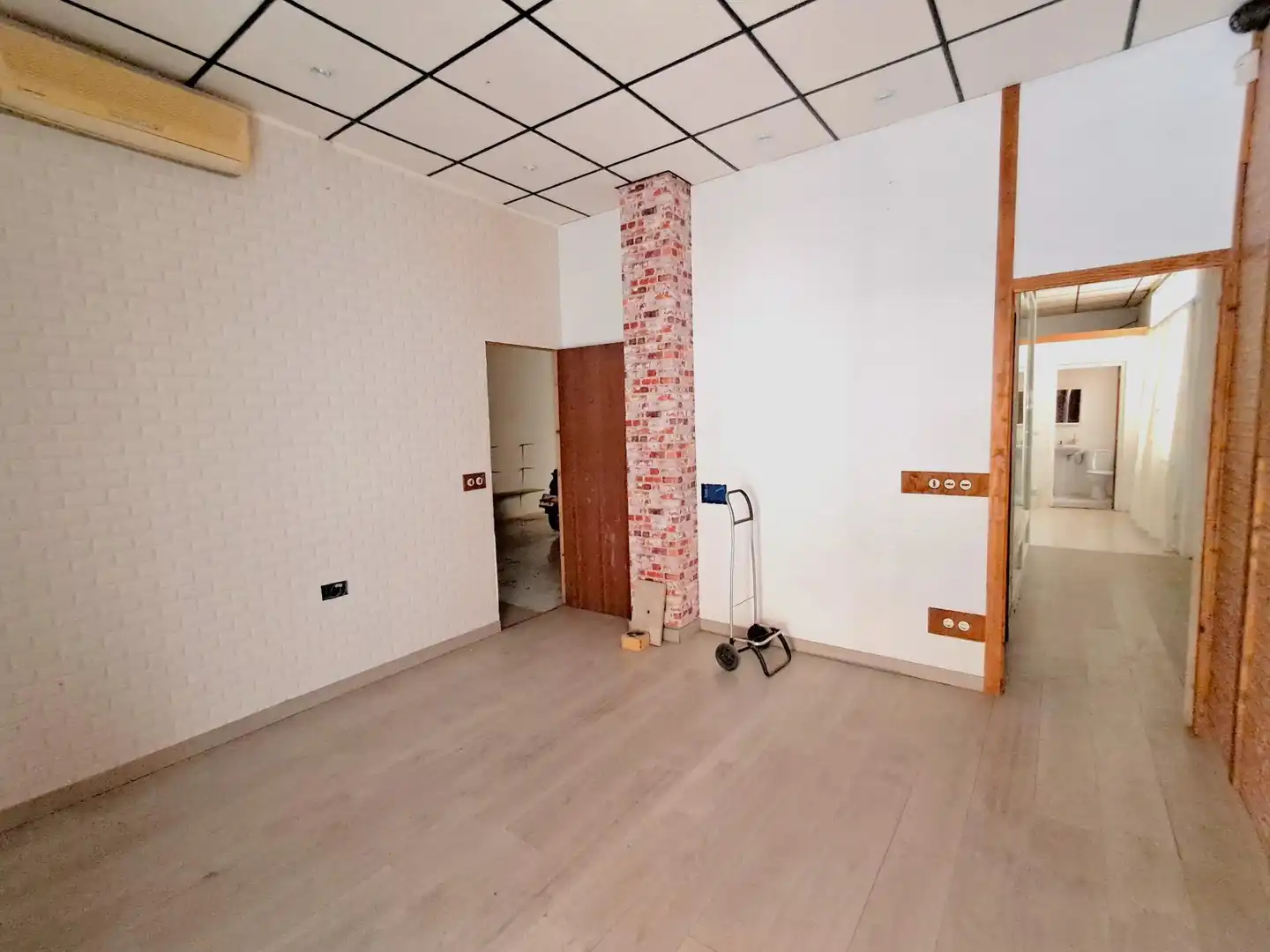 Business premises for sale in Casco Antiguo, imagen 4