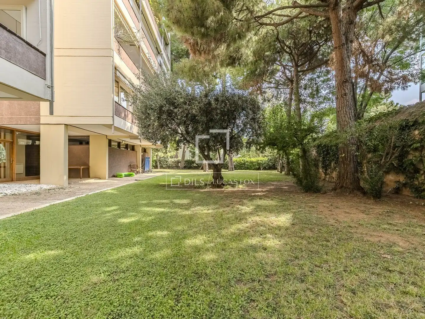 Jardín de Piso en venta en Barcelona con Aire acondicionado, Calefacción y Terraza