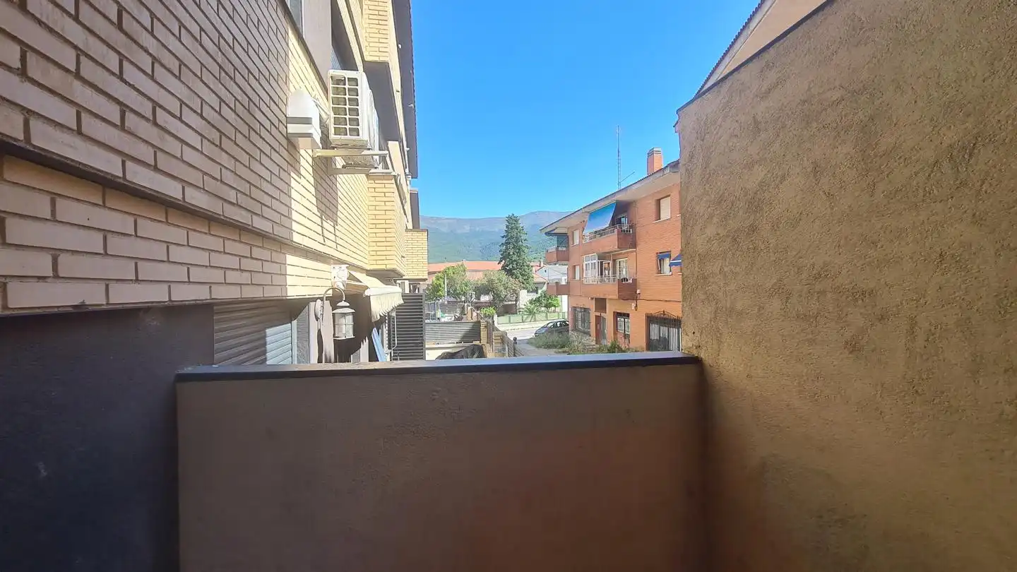 Terraza de Planta baja en venta en La Adrada  con Calefacción, Terraza y Trastero