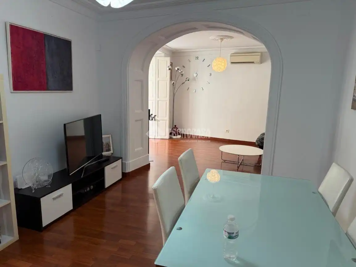 Sala d'estar de Pis en venda en Jaén amb Aire condicionat, Moblat i Balcó