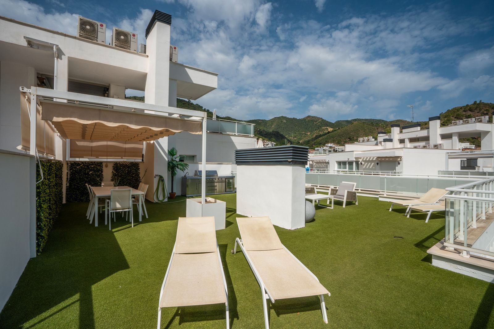 Terraza de Ático en venta en Marbella con Aire acondicionado, Terraza y Trastero
