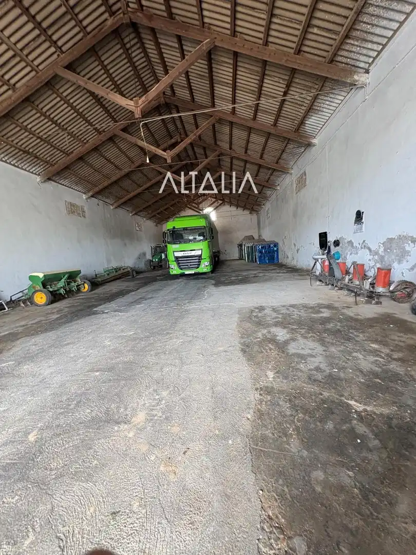Nave industrial en venta en Cervera del Llano