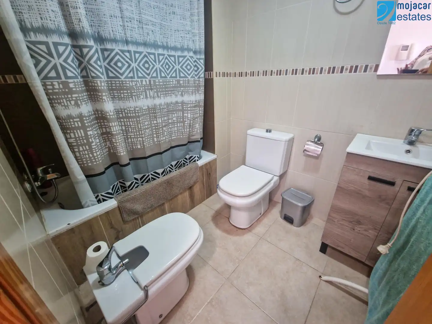 Baño de Apartamento en venta en Cuevas del Almanzora con Aire acondicionado, Amueblado y Horno