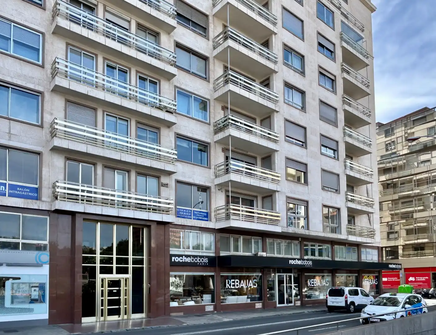 Vista exterior de Oficina de lloguer en Las Palmas de Gran Canaria amb Balcó