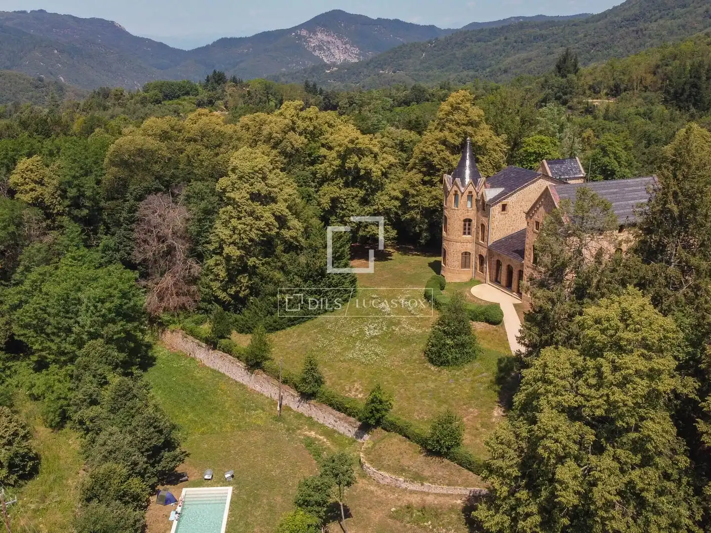 Finca rústica en venta en Sant Hilari Sacalm con Aire acondicionado, Calefacción y Jardín privado