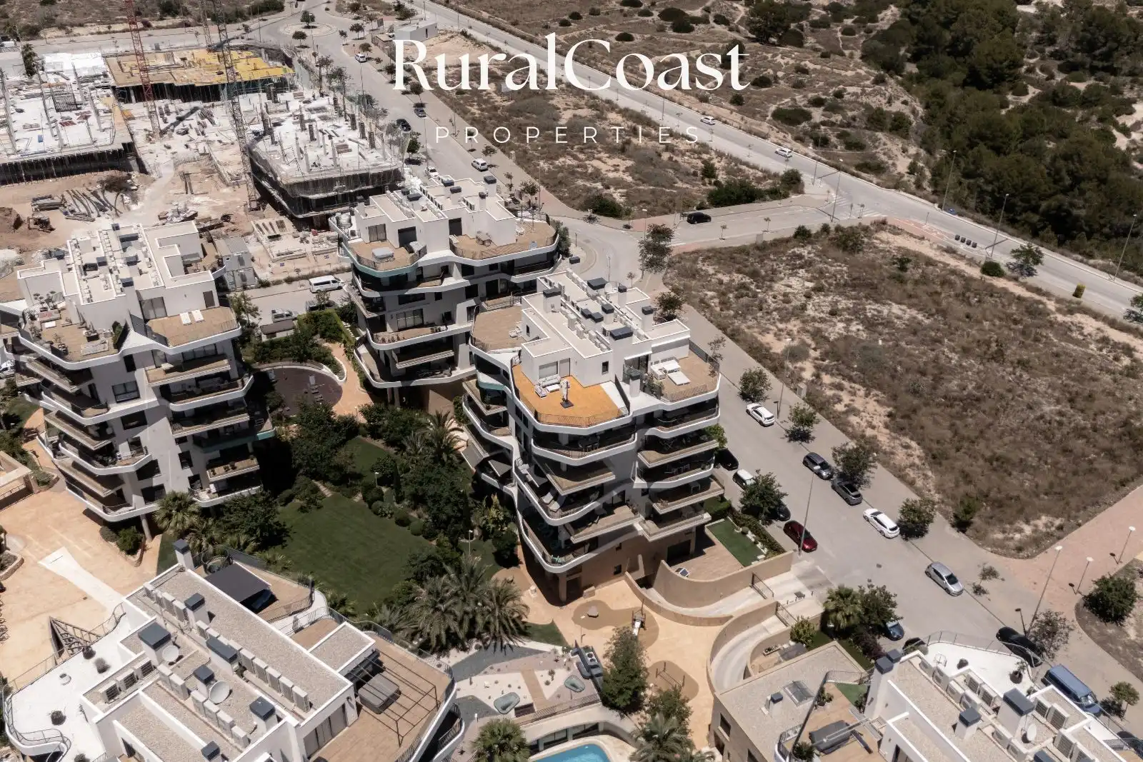 Vista exterior de Dúplex en venta en Villajoyosa / La Vila Joiosa con Aire acondicionado, Terraza y Trastero