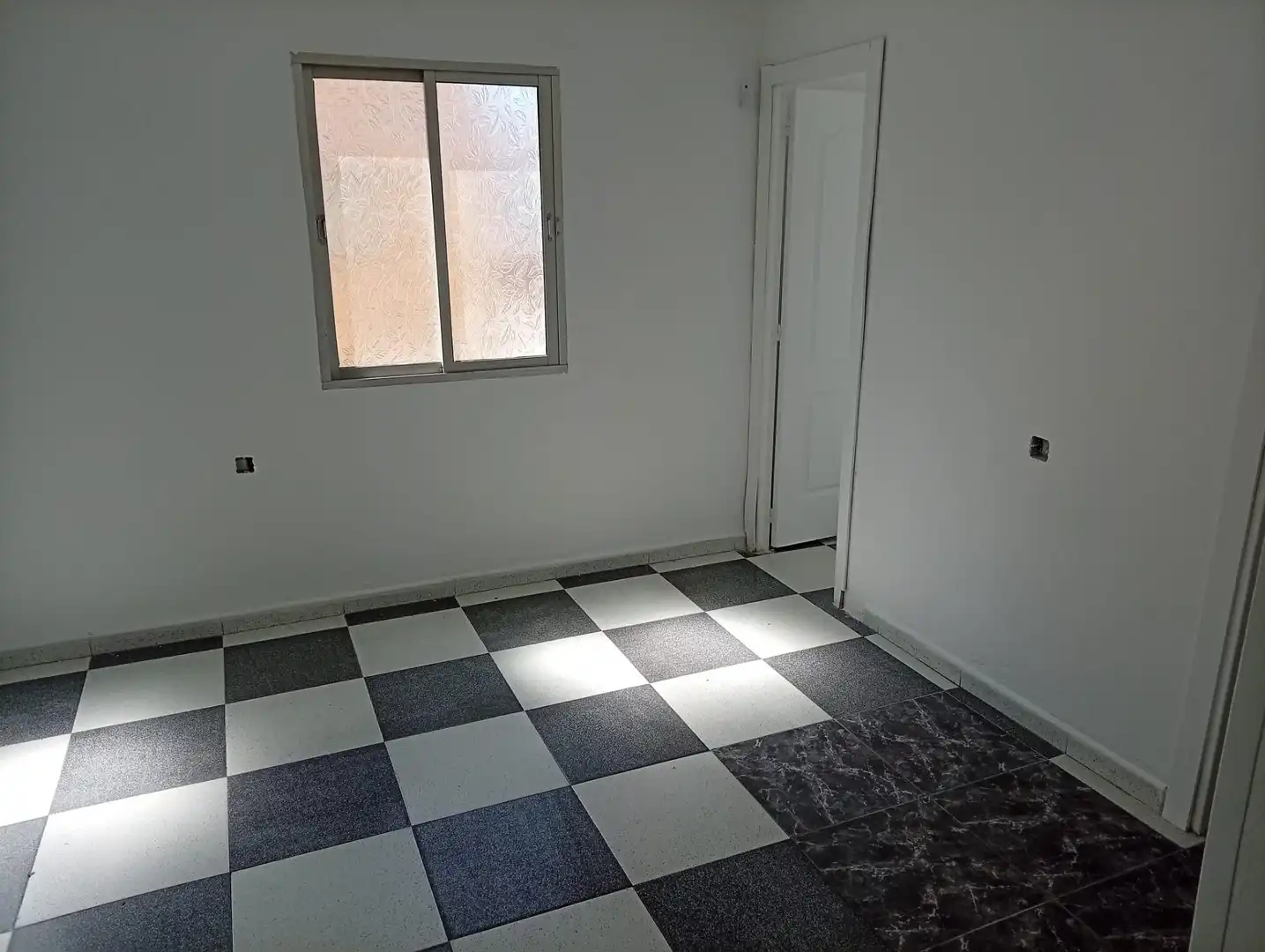 Flat for sale in La Línea de la Concepción