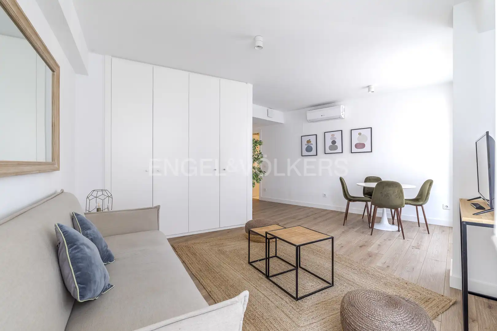 Sala de estar de Planta baja de alquiler en Madrid con Aire acondicionado, Calefacción y Amueblado
