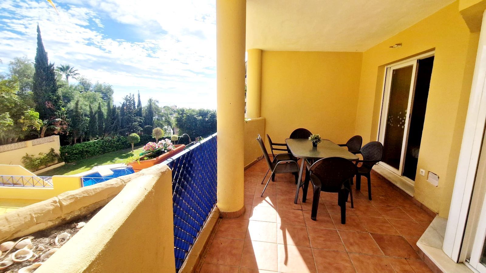 Terrace of Flat for sale in Fuengirola  with Air Conditioner, Terrace and Community pool