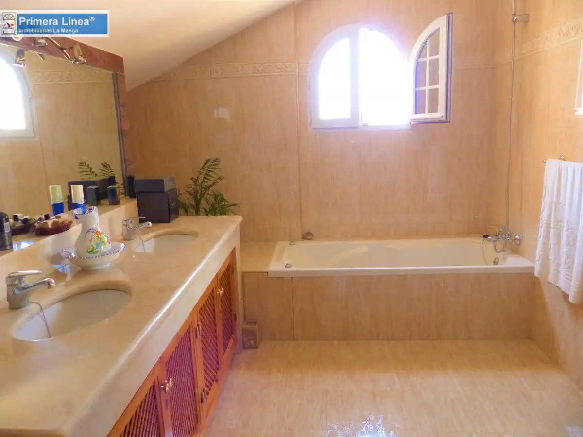 Villa mit Terrasse zum Verkauf in Mar Menor de Cartagena – Cabo de Palos, imagen 8