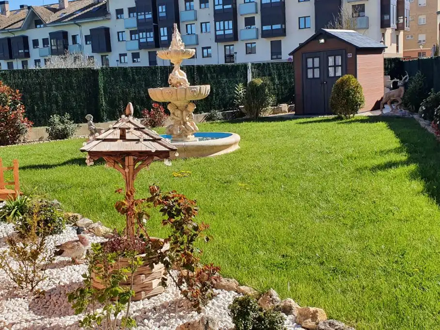 Garden of Houses for sale in Alegría-Dulantzi, Araba - Álava