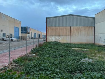 Terreno industriale in vendita a Calle Calle Mulhacén