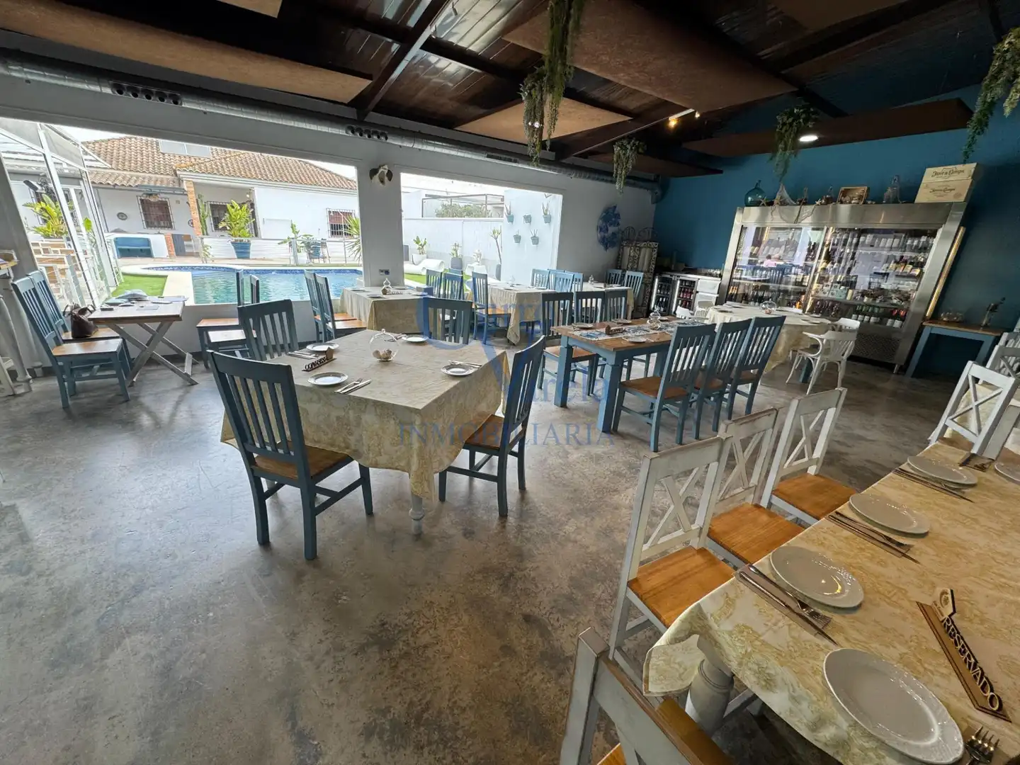 Country homes for sale in Dos Hermanas  with Air Conditioner, Private garden and Storage room