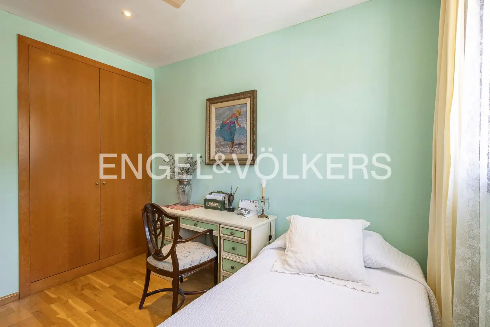 Habitación de Apartamento en venta en Sant Feliu de Llobregat con Aire acondicionado, Calefacción y Jardín privado