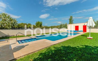 Swimming pool of Country house for sale in Manzanares  with Air Conditioner, Terrace and Swimming Pool