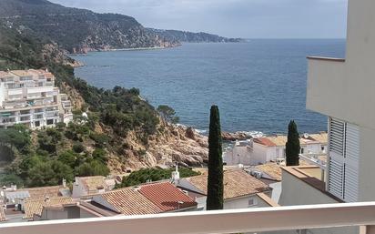 Vista exterior de Apartament en venda en Tossa de Mar amb Terrassa i Balcó