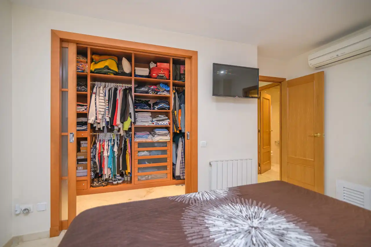 Schlafzimmer von Wohnung zum Verkauf in Gavà mit Klimaanlage, Heizung und Balkon
