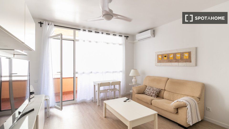Bedroom of Flat to rent in  Barcelona Capital  with Air Conditioner, Heating and Furnished