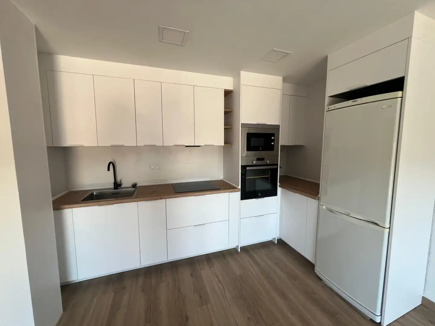 Kitchen of Apartments for sale in Mazarrón  with Air Conditioner, Storage room and Balcony