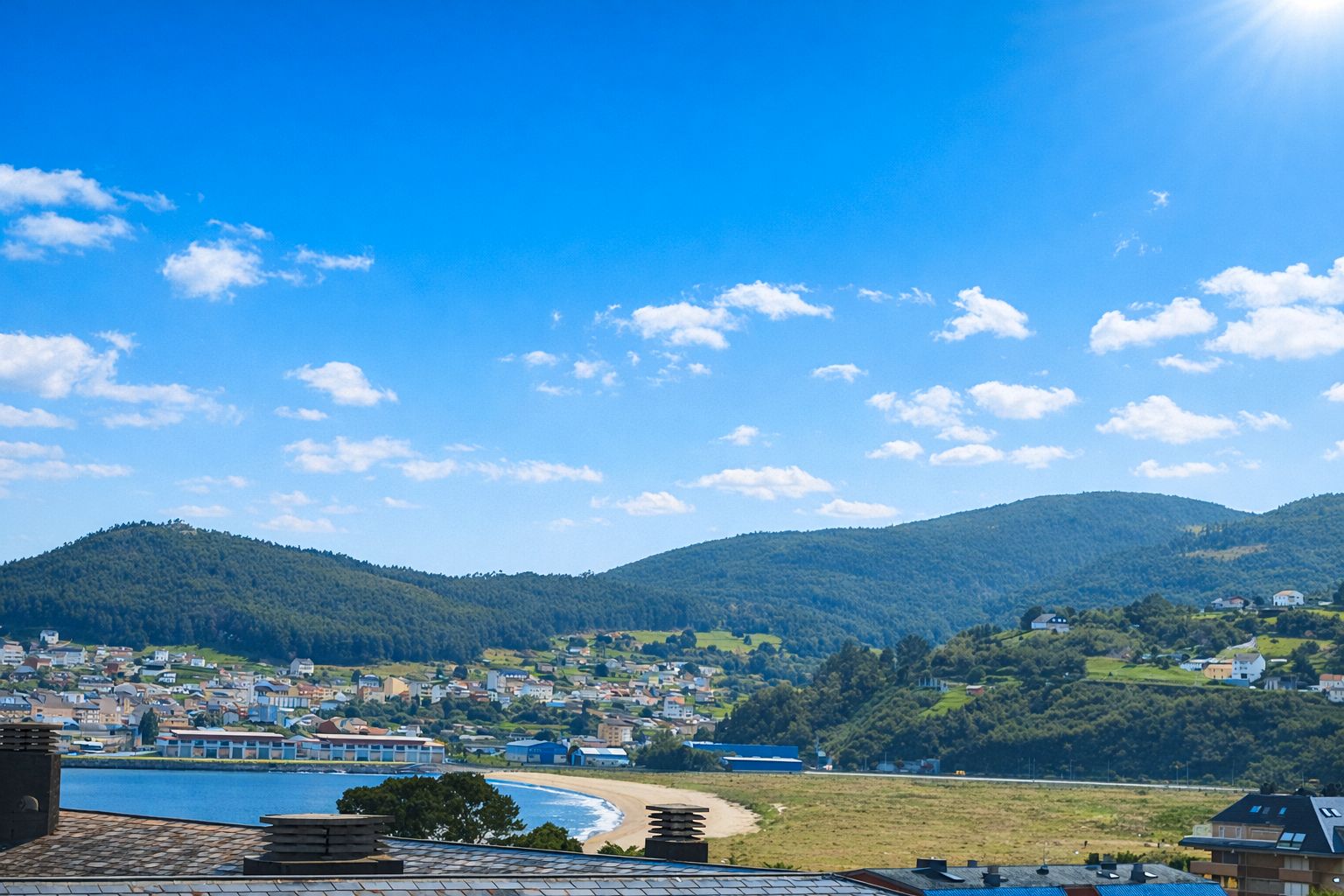 Vista exterior de Àtic en venda en Viveiro amb Terrassa, Traster i Moblat