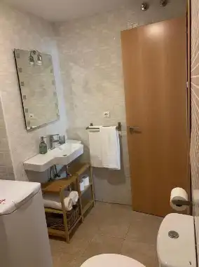 Bany de Dúplex en venda en Sevilla amb Aire condicionat, Calefacció i Moblat