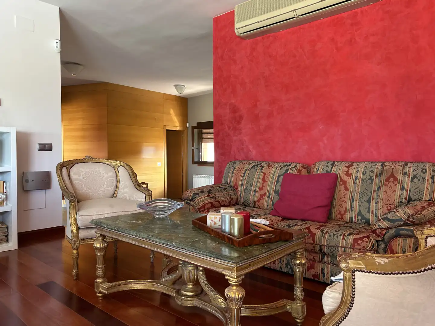 Sala d'estar de Casa o xalet en venda en Layos amb Aire condicionat, Calefacció i Jardí privat