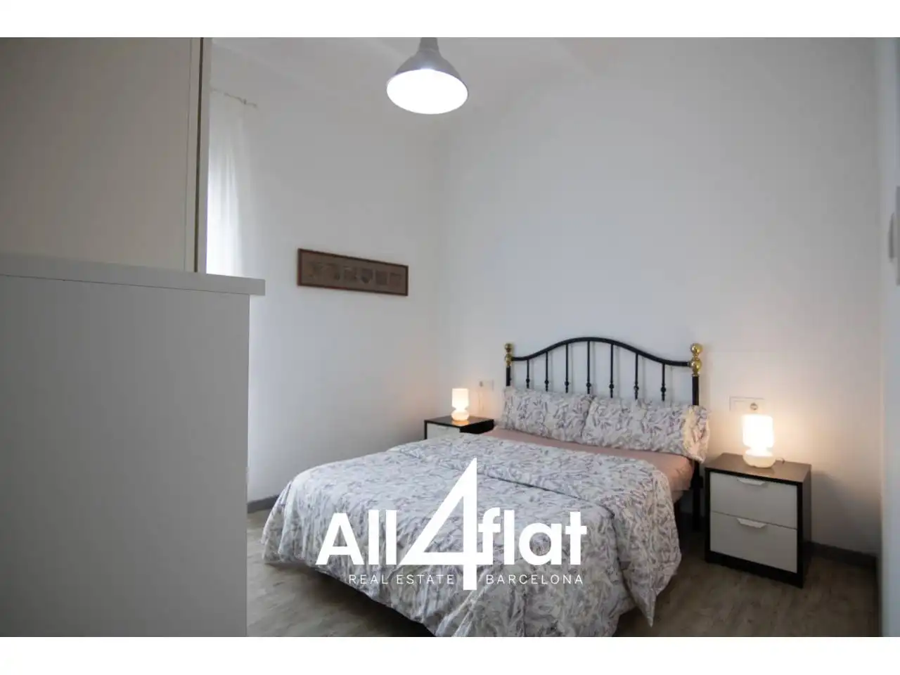 Bedroom of Flat for rent in Barcelona  with Furnished and Balcony