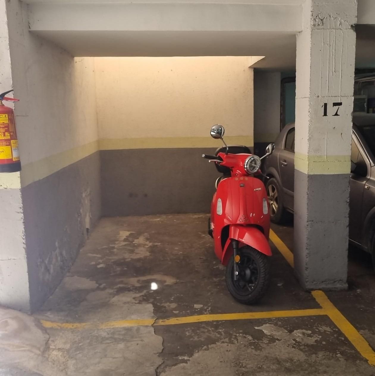 Parking of Garage for sale in  Madrid Capital