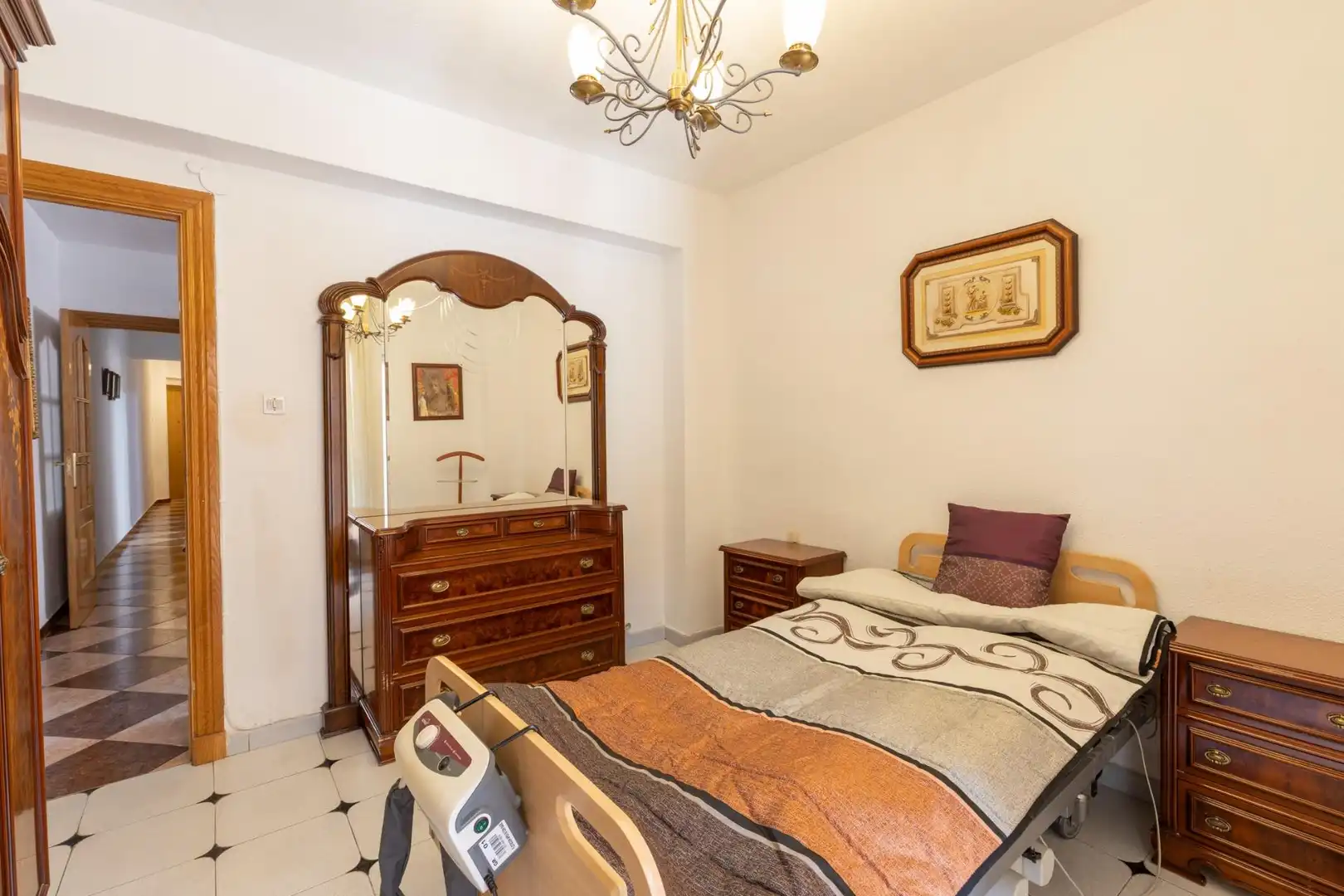 Habitación de Piso en venta en Granada con Terraza, Amueblado y Balcón