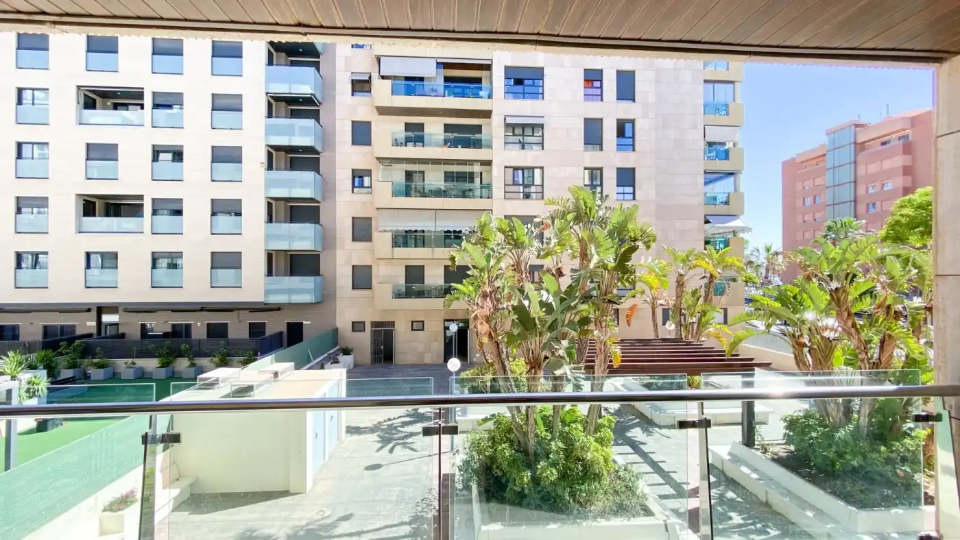 Terrace of Flat for rent in Málaga  with Air Conditioner, Heating and Parquet flooring
