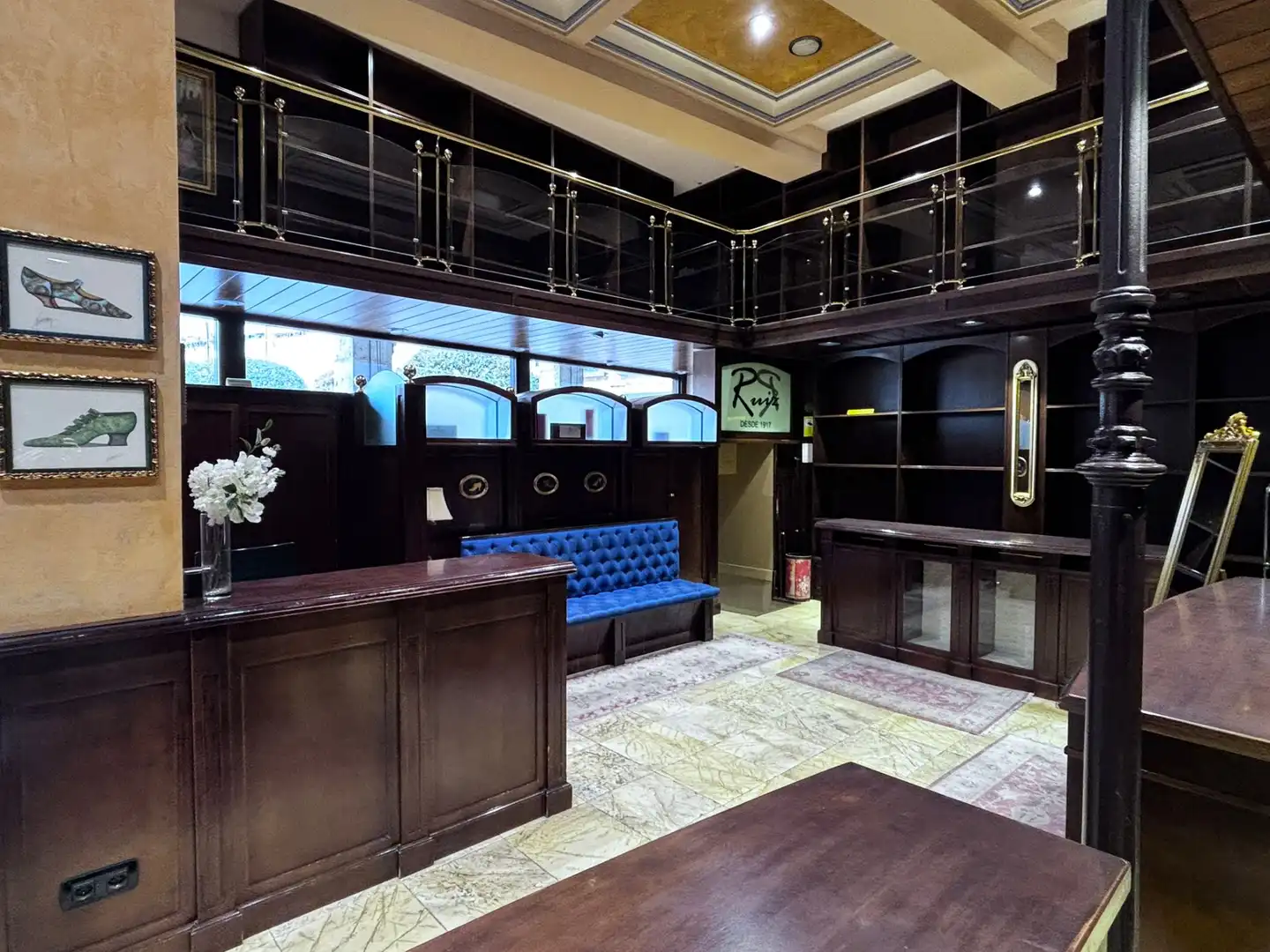 Commercial properties for rent in Burgos  with Air Conditioner, Heating and Furnished