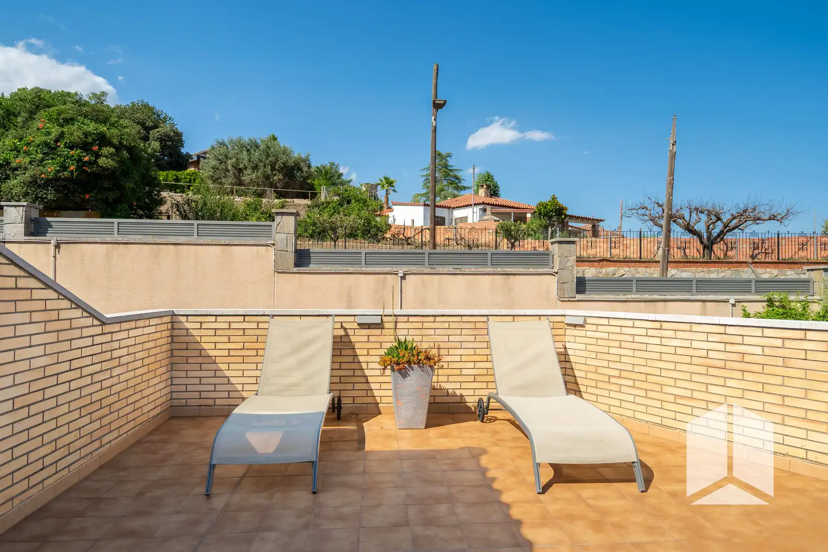 Terrace of Houses for sale in Sant Vicenç Dels Horts  with Storage room and Swimming Pool