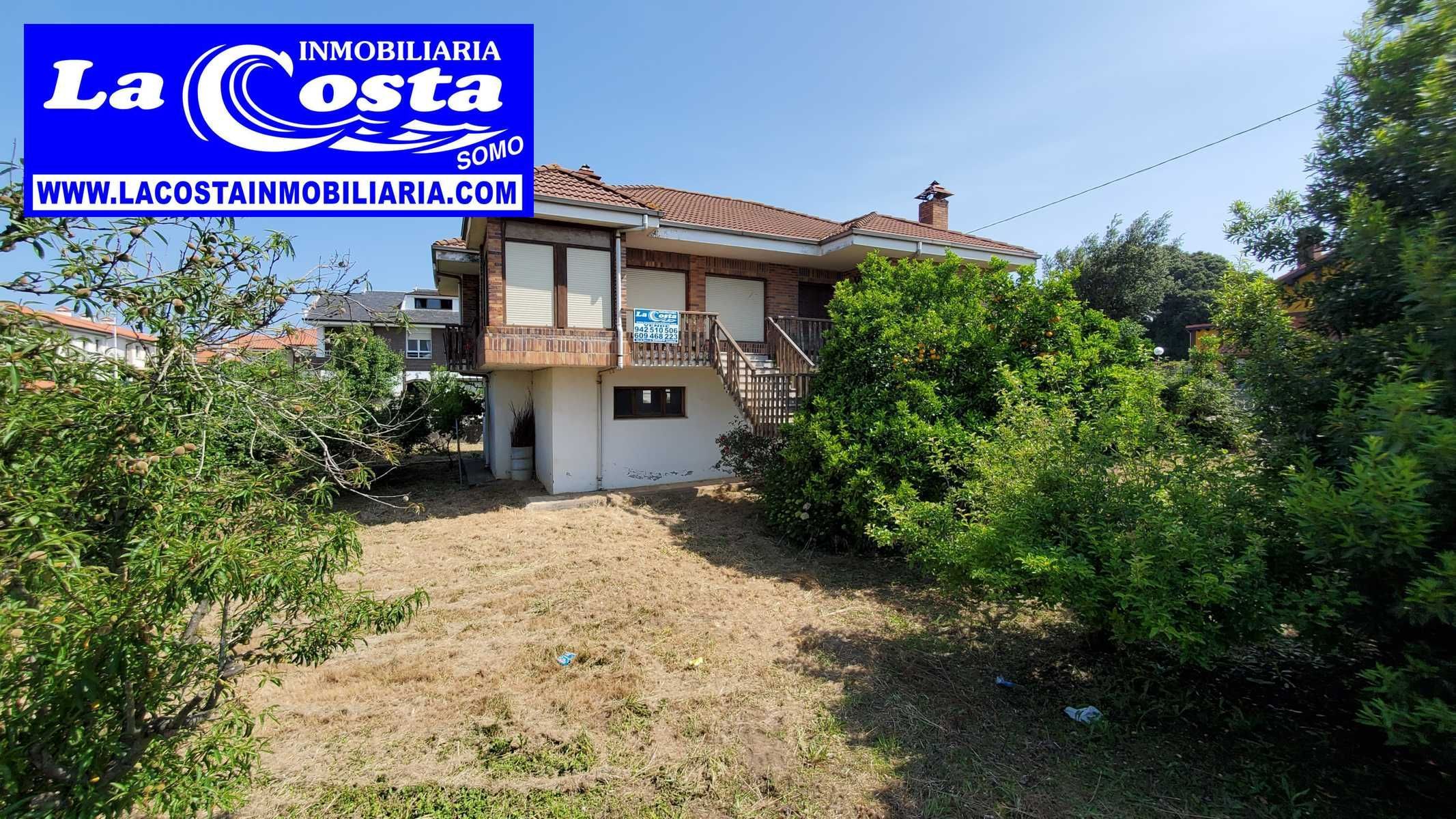 Vista exterior de Casa o xalet en venda en Ribamontán al Mar amb Calefacció, Jardí privat i Terrassa