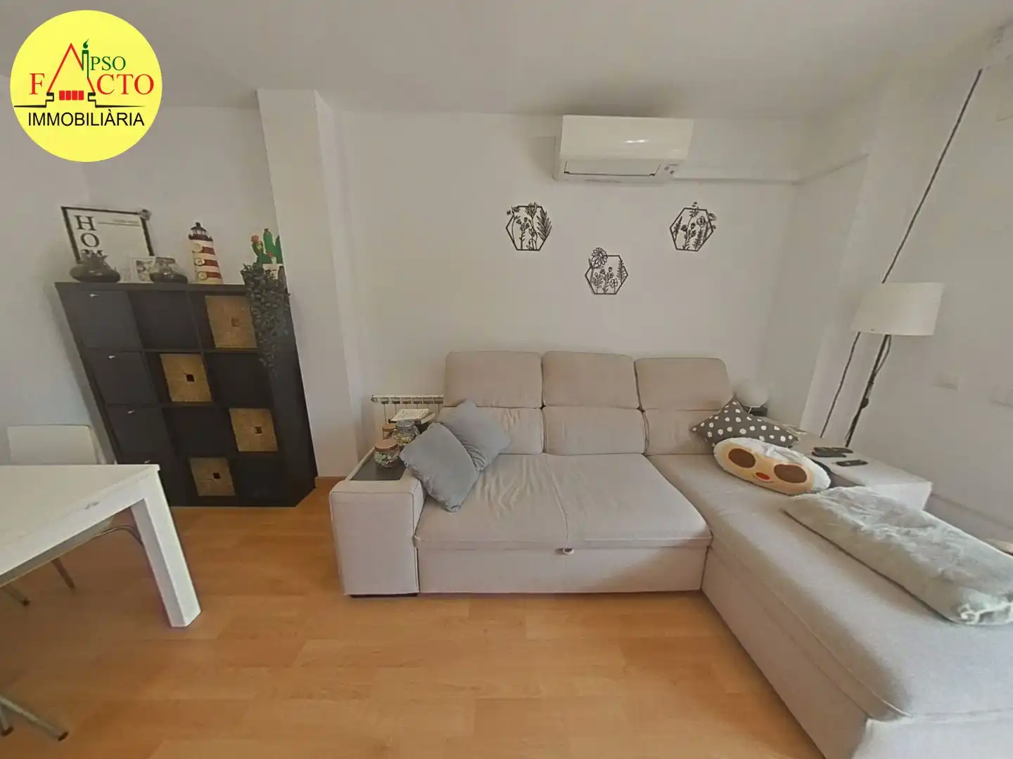 Sala de estar de Piso en venta en Girona con Aire acondicionado, Calefacción y Terraza