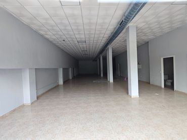 Local comercial en venda a Don Benito