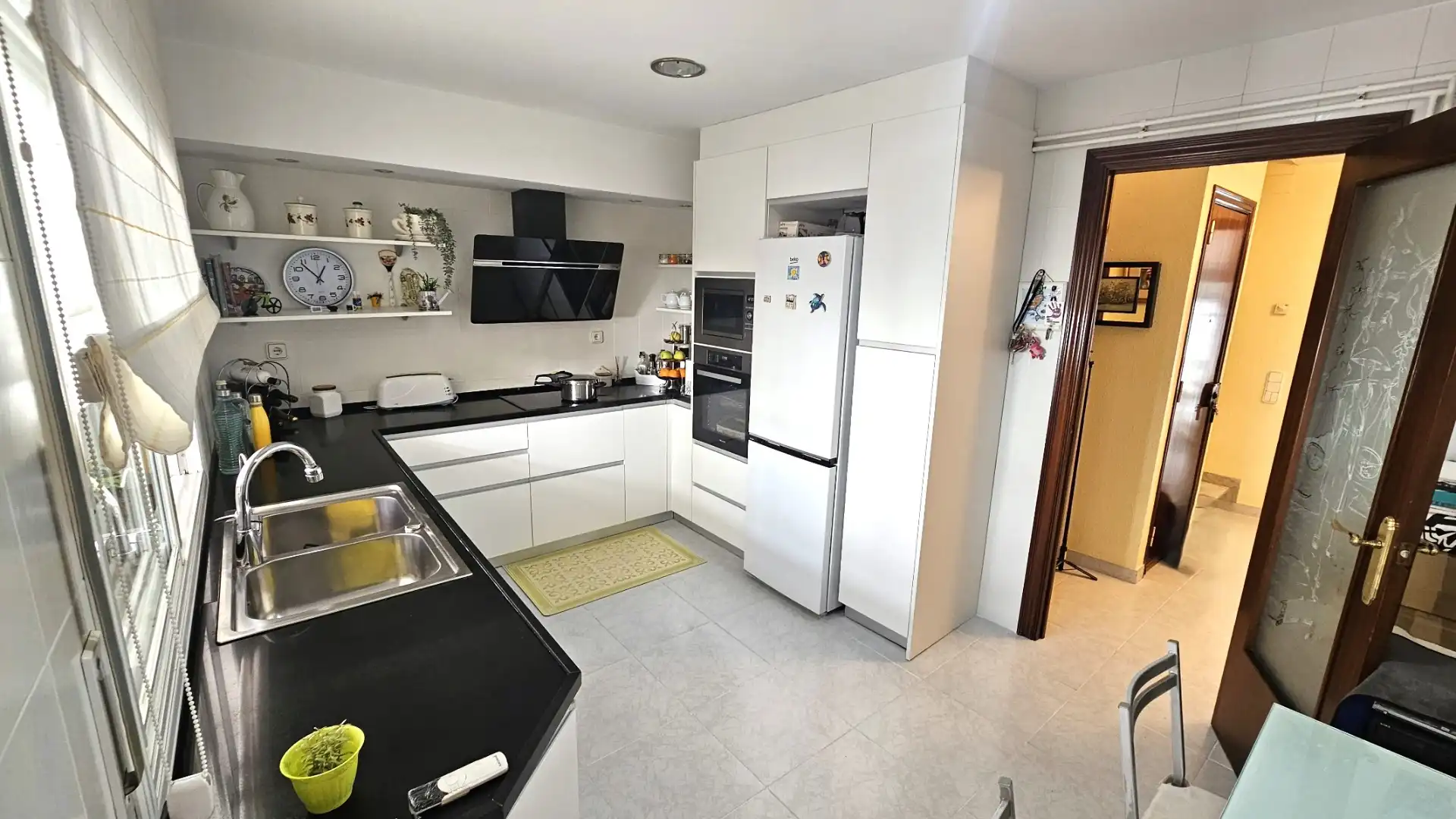 Cocina de Casa o chalet en venta en Sabadell con Aire acondicionado, Calefacción y Terraza