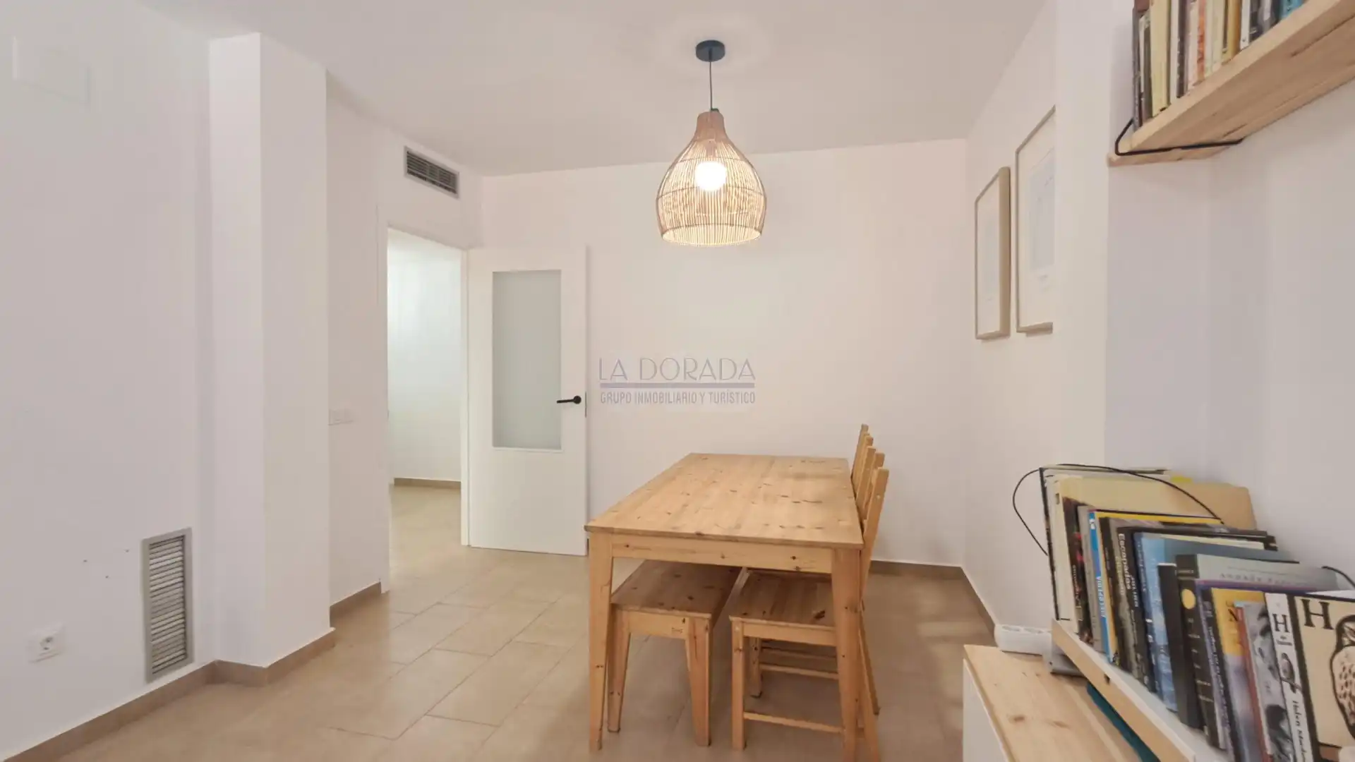 Comedor de Piso en venta en Cambrils con Aire acondicionado, Trastero y Internet