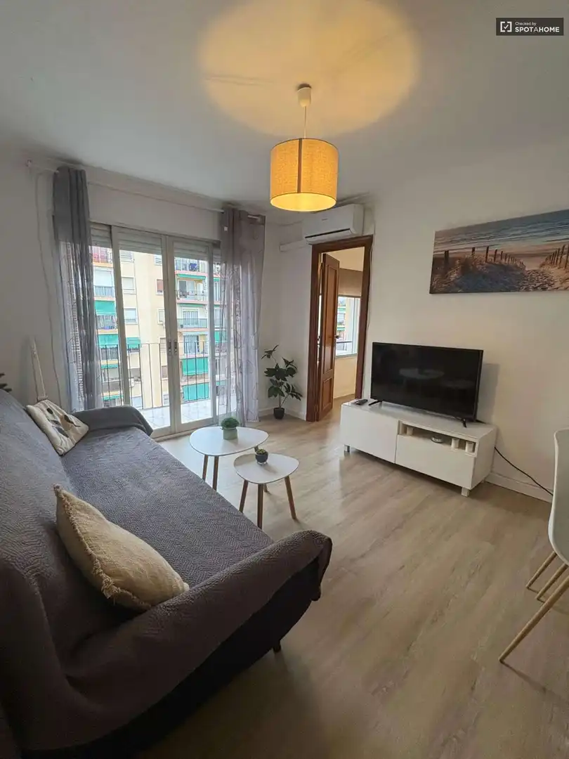 Room in Aiora