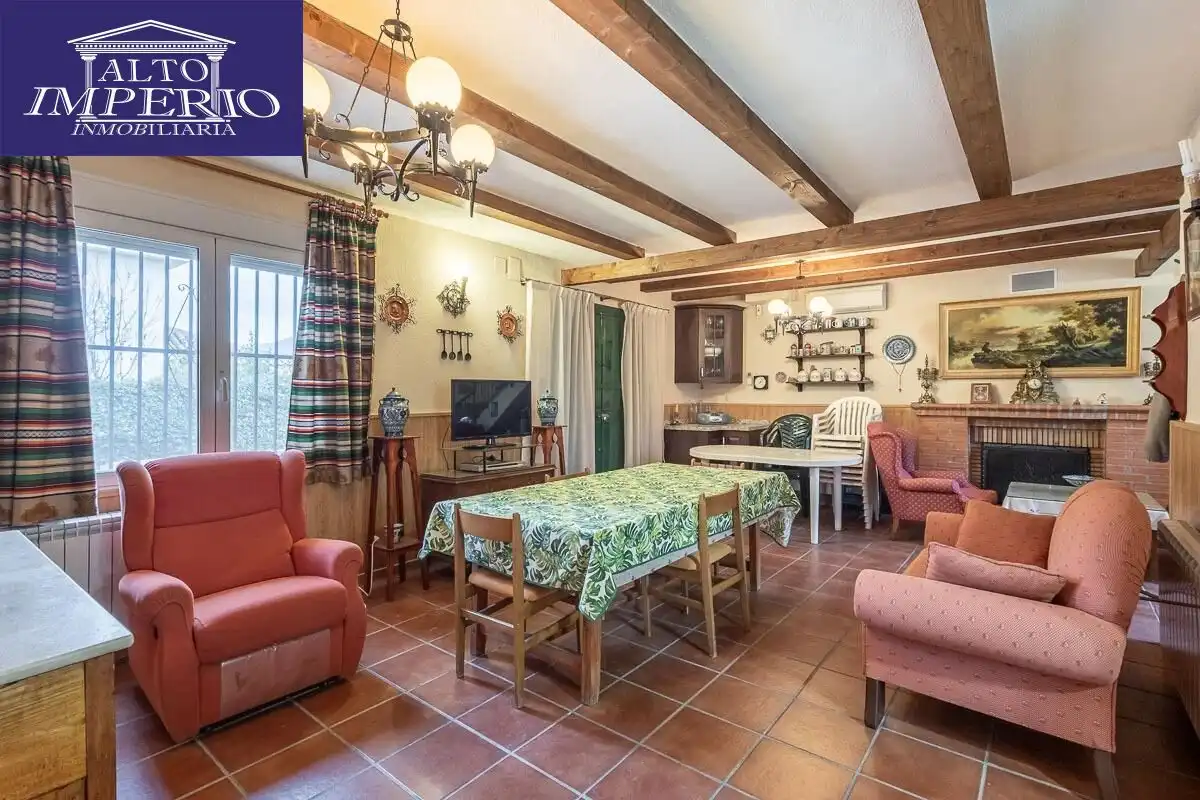 Casa con piscina in vendita a Avenida MOLINO ALTO, imagen 4