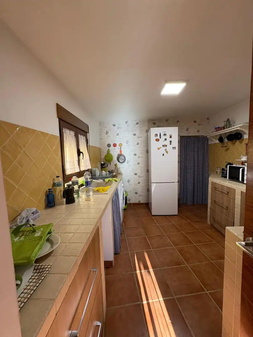 Cuina de Casa o xalet en venda en Villagarcía del Llano amb Calefacció i Traster