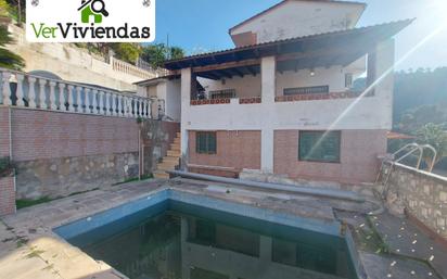 Schwimmbecken von Haus oder Chalet zum verkauf in Torrelles de Llobregat mit Klimaanlage, Privatgarten und Terrasse