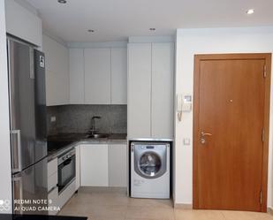 Cuina de Apartament de lloguer en Terrassa amb Calefacció, Parquet i Moblat