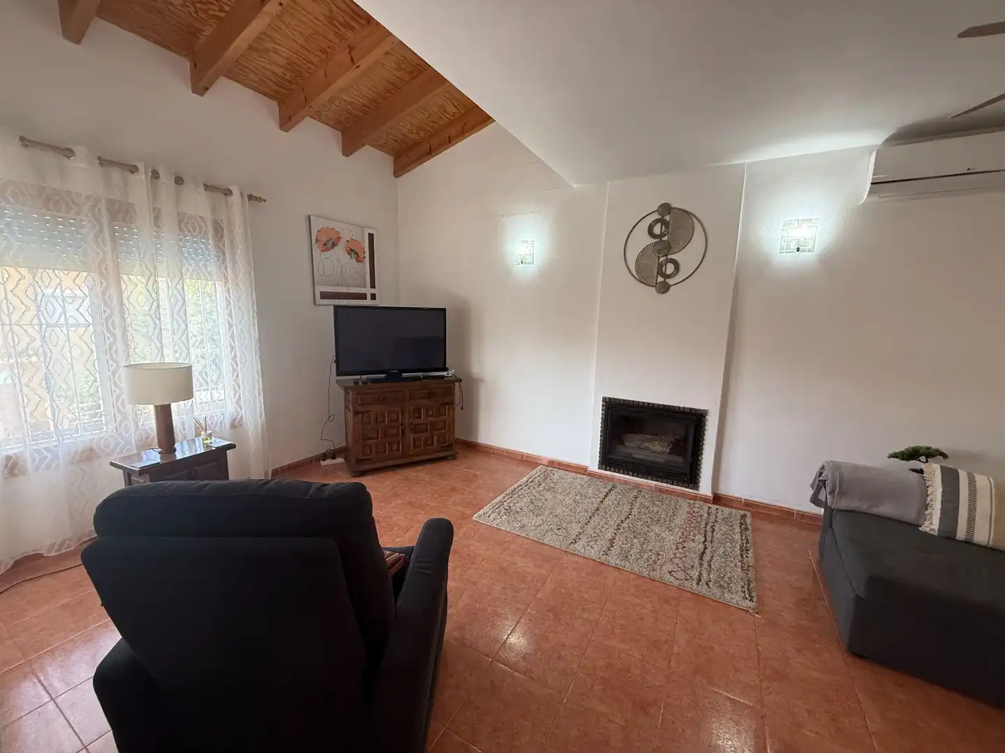 Sala de estar de Casa o chalet en venta en Relleu con Aire acondicionado, Calefacción y Jardín privado