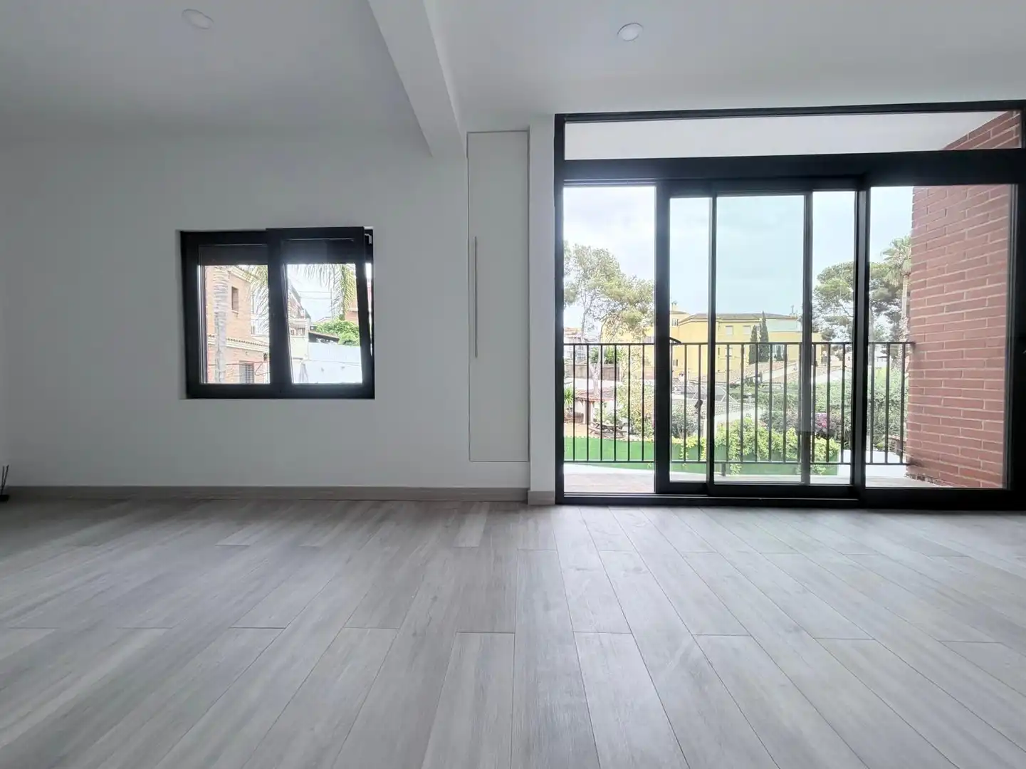 Sala de estar de Casa o chalet en venta en Calafell con Aire acondicionado, Calefacción y Jardín privado
